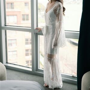 Homebodii Silk Slip and Lace Robe - White XS